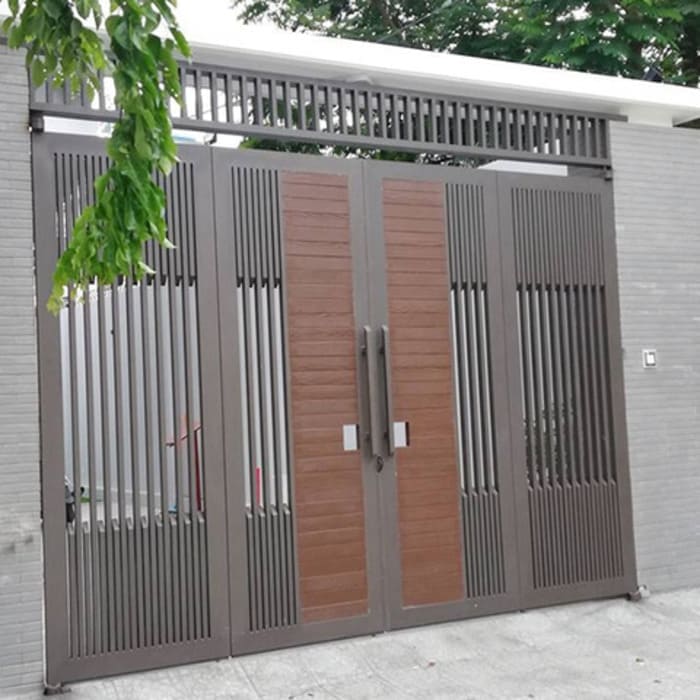 Mẫu cổng sắt 4 cánh nan dọc phối giả gỗ