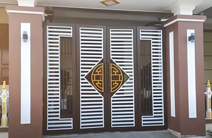 Mẫu cổng sắt 4 cánh hình thiết kế đơn giản