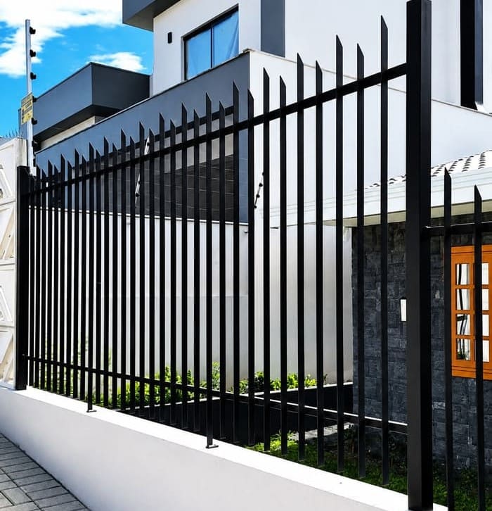 Hàng rào sơn tĩnh điện đơn giản
