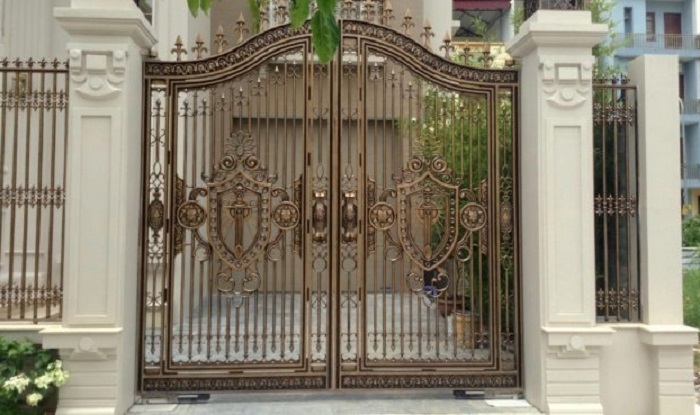 Cổng inox sơn tĩnh điện sang trọng